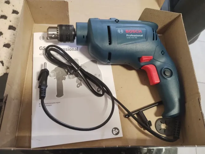 Furadeira Bosch 450w