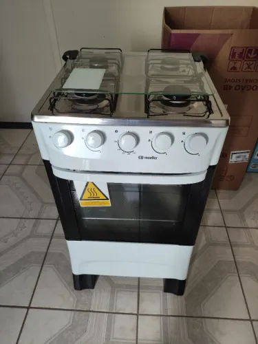 Fogão 4 bocas branco praticamente NOVO