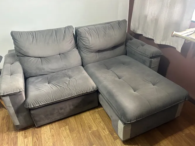 Sofá Retrátil reclinável