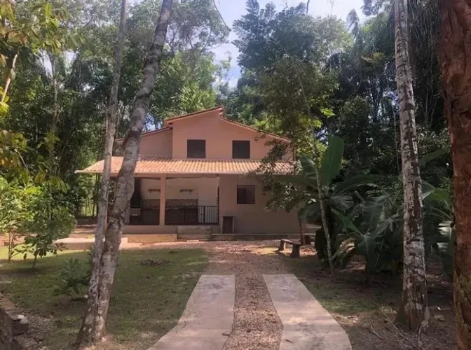 Casa 3 qts em chácara 30 x 60 em condomínio no Janauary,  Iranduba 390.000