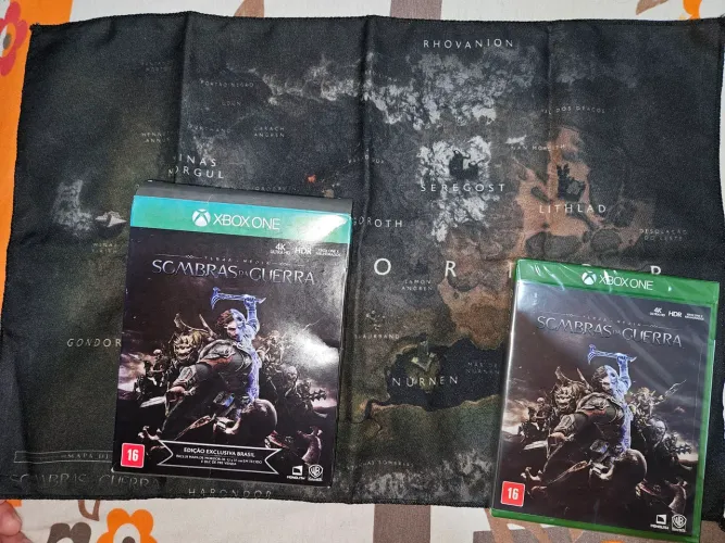JOGO XBOX ONE SOMBRAS DA GUERRA + DLC DE PRE VENDA E MAPA EM TECIDO 