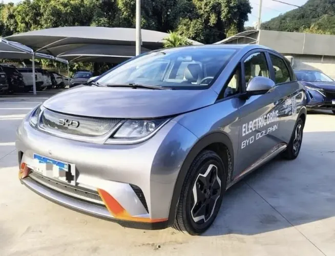BYD Dolphin EV (Elétrico) 2026