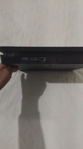 Vendo PS4 novo