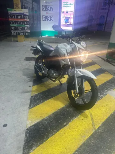 Titan 150 2014 com a roupa da titan 160 2024