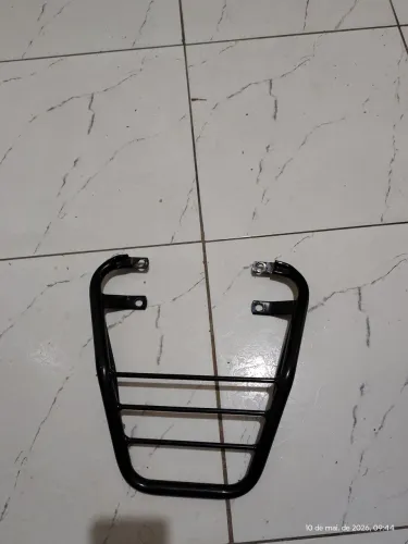 Suporte baú moto