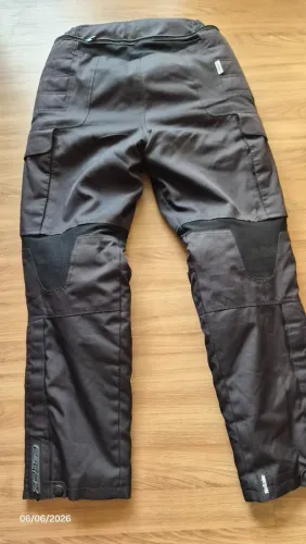 Calça Masculina Moto, Marca Zebra, Tamanho L, Impermeável, Com Forro Removível - Bem Nova