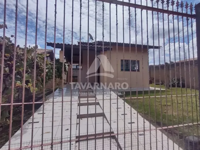 Casa com 3 Quartos no Jardim Santa Clara!