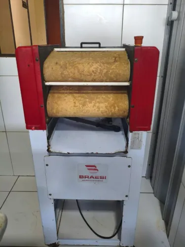 Modeladora de pães