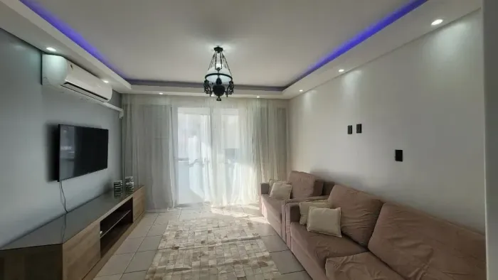 Imóvel para venda tem 113 metros quadrados com 3 quartos em Kobrasol - São José - SC