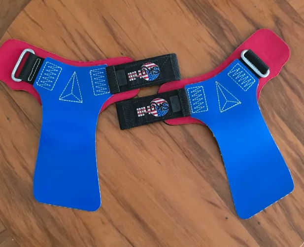 é o Hand Grip Legacy Edição Especial U.S.A., fabricado pela marca Skyhill.