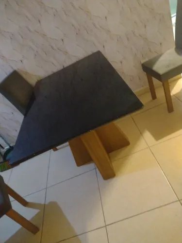 Mesa 4 cadeiras