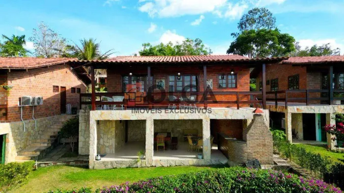 Casa mobiliada e com vista para o vale em condomínio, próximo a cidade, à venda - Gravatá/
