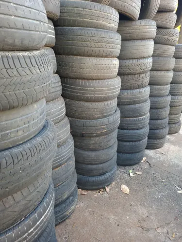 VENDO LOTE PNEUS