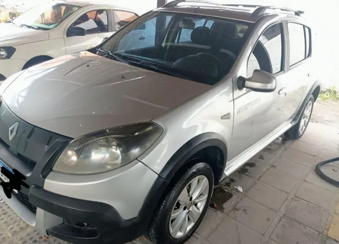 Renault Sandero Stepway Hi-power 1.6 8V 5P 2013