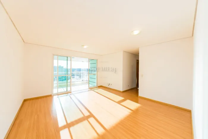 Apartamento Mobiliado de 3 Quartos com Suíte para Locação no Ecoville