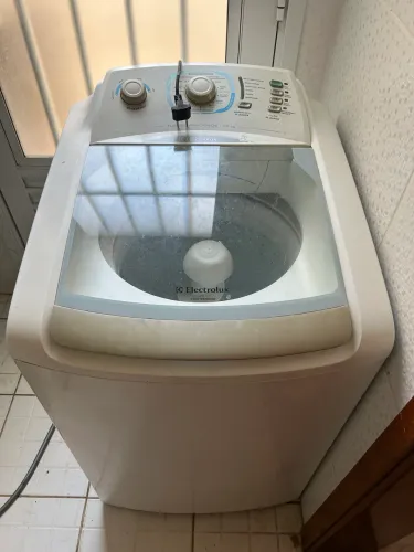 Máquina de lavar 10kg Electrolux