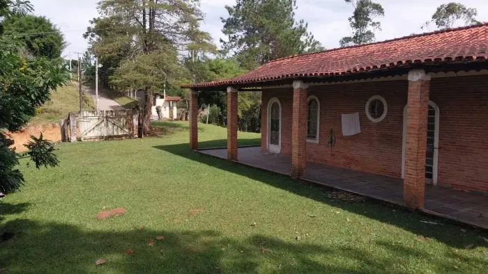 Sítio de 23.000 m² Com Rio Passando no Fundo  Bairro do Pião - Piracaia