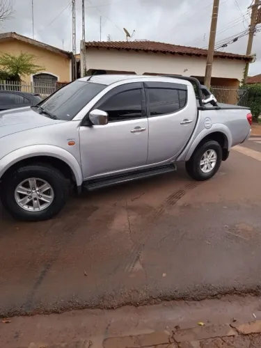 Mitsubishi L200 Triton HPE 3.2 CD TB Int.diesel AUT 2009