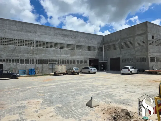 GALPÃO NA CE040 AQUIRAZ CE COLADINHO EM EUSÉBIO CE.