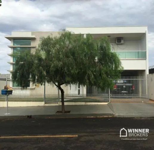 Sobrado à venda, 278 m² por R$ 1.500.000,00 - Centro - São Jorge do Ivaí/PR