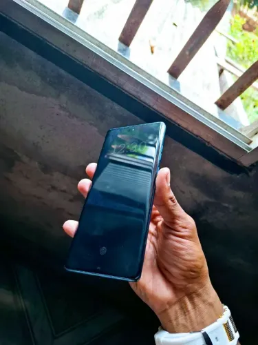 TROCO EM IPHONE MOTO EDGE 50 FUSION 5G 