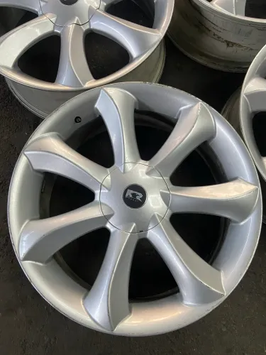 Rodas Volcano Santorine aro 20 furacão 5x100 5x114
