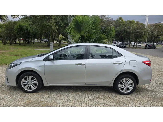 Toyota Corolla GLI 1.8 Flex 16V Aut. 2016