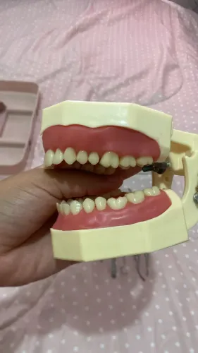 Vende-se materiais de odontologia