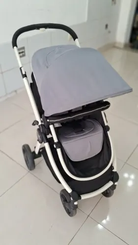 Carrinho de bebê Burigotto Soul Travel 3 em 1