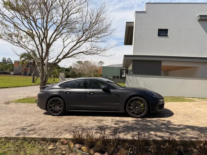 Porsche Panamera 4S E-hybrid 2.9 560cv 2023