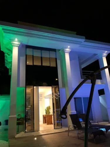 Casa para aluguel tem 300 metros quadrados com 5 quartos em Daniela - Florianópolis - Sant