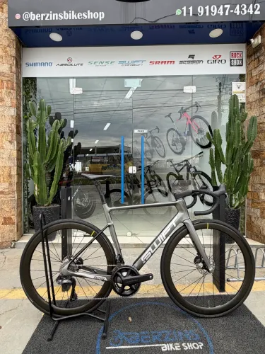 SWIFT RACEVOX EVO 2025 CARBONO DISC - 54 (EQUIV. AO 56) - SHIMANO ULTEGRA Di2 24V - NF 