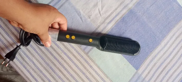 Vende-se escova alisadora, kit de pé reguraldoe para armários e celular Samsung A04E