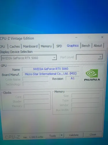 Vendo CPU com placa de vídeo 5060 1 mês de uso