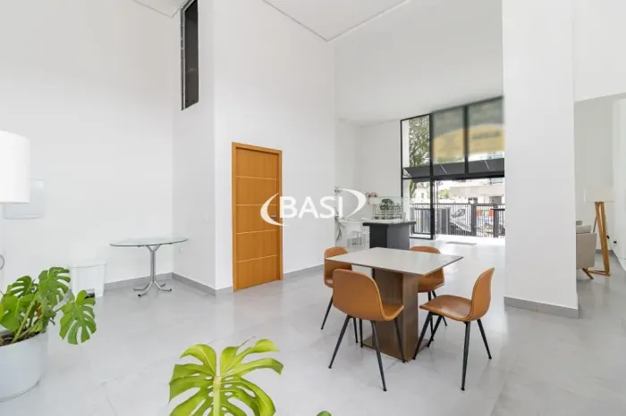 LOJA COMERCIAL COM POTENCIAL PARA MEZANINO NO BOM RETIRO
