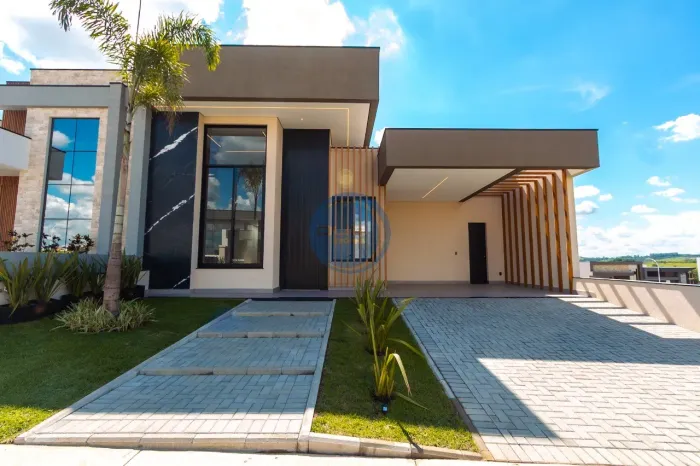 Casa de Luxo em Condomínio à Venda em Indaiatuba-SP - 3 Quartos, 3 Suítes, 2 Salas, 5 Banh