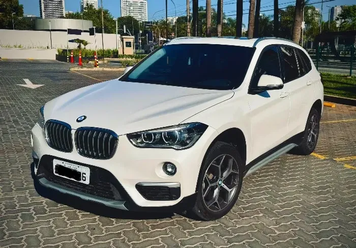 BMW X1 Sdrive 20I X-line 2.0 TB Active Flex 2019