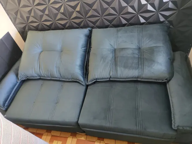 Sofá Retrátil e Reclinável 4 lugares 2,60m revestimento Suede com Molas Ensacadas.