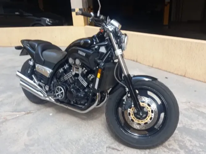 Yamaha/V-max 1.200cc