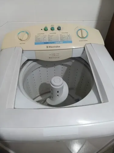 Máquina de lavar 10k Electrolux