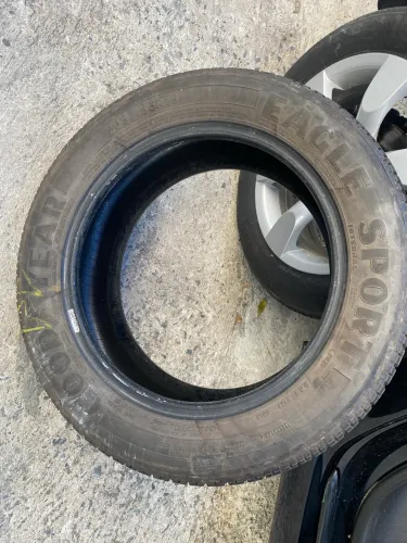 Pneu 205/55 16