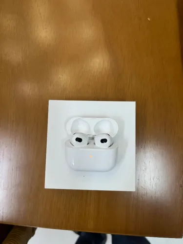 AirPods 3