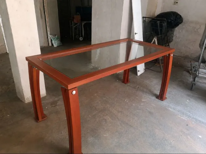 Mesa grande 6 lugares sem cadeiras