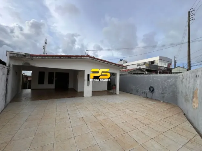 CASA À VENDA EM MANDACARU REF: CA0335