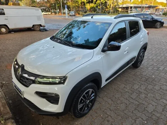 Renault Kwid Intense 1.0 Flex 12V 5P Mec. 2023