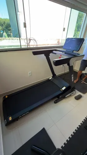 M- ESTEIRA PARA TREINAMENTO EM CASA. QUALIDADE PROFISSIONAL, PARCELAMENTO. OPORTUNIDADE!!!