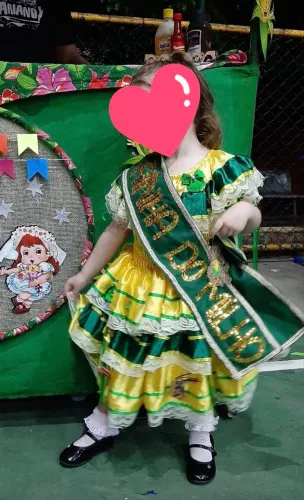 VESTIDO RAINHA DO MILHO COM FAIXA