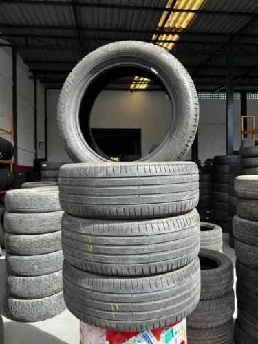 Pneu 235/55R19 Pirelli Scorpion C/ Seal Inside em perfeito estado - R$ 450.00 Unidade