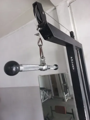Barra reta maciça pra treino de bicps e tríceps
