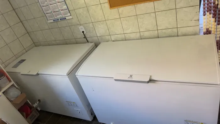 FREEZER ELECTROLUX semi-novo 400l ( dois )